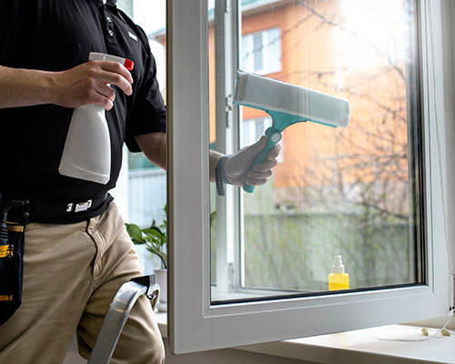 Emergency window repairs Devon